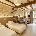 מלון Hotel Marie