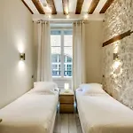 מלון Hotel Marie